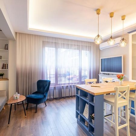 Designer & Cozy 2Bd Flat With A Parking In The City Center By Flat Mаnager Sofia Esterno foto
