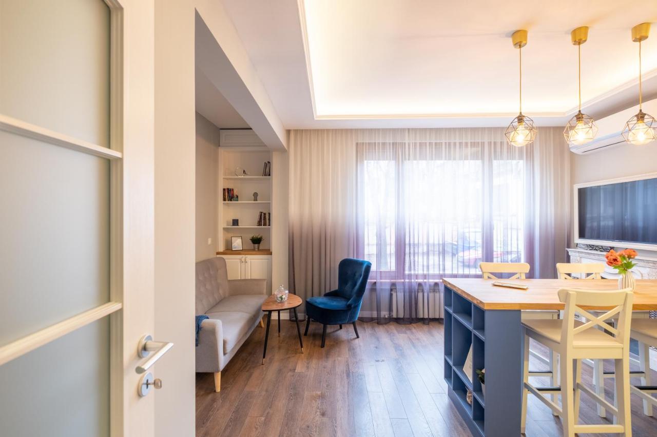 Designer & Cozy 2Bd Flat With A Parking In The City Center By Flat Mаnager Sofia Esterno foto