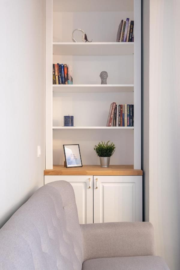 Designer & Cozy 2Bd Flat With A Parking In The City Center By Flat Mаnager Sofia Esterno foto