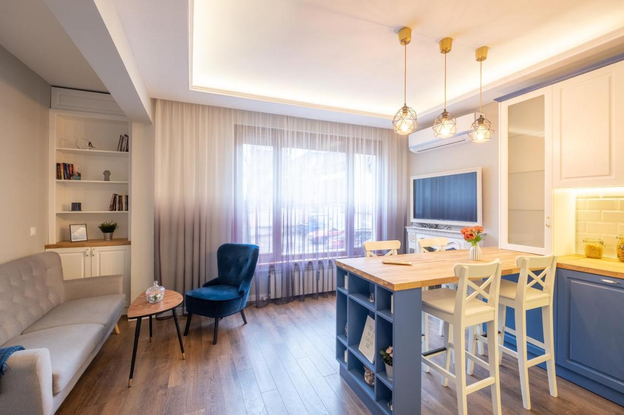 Designer & Cozy 2Bd Flat With A Parking In The City Center By Flat Mаnager Sofia Esterno foto